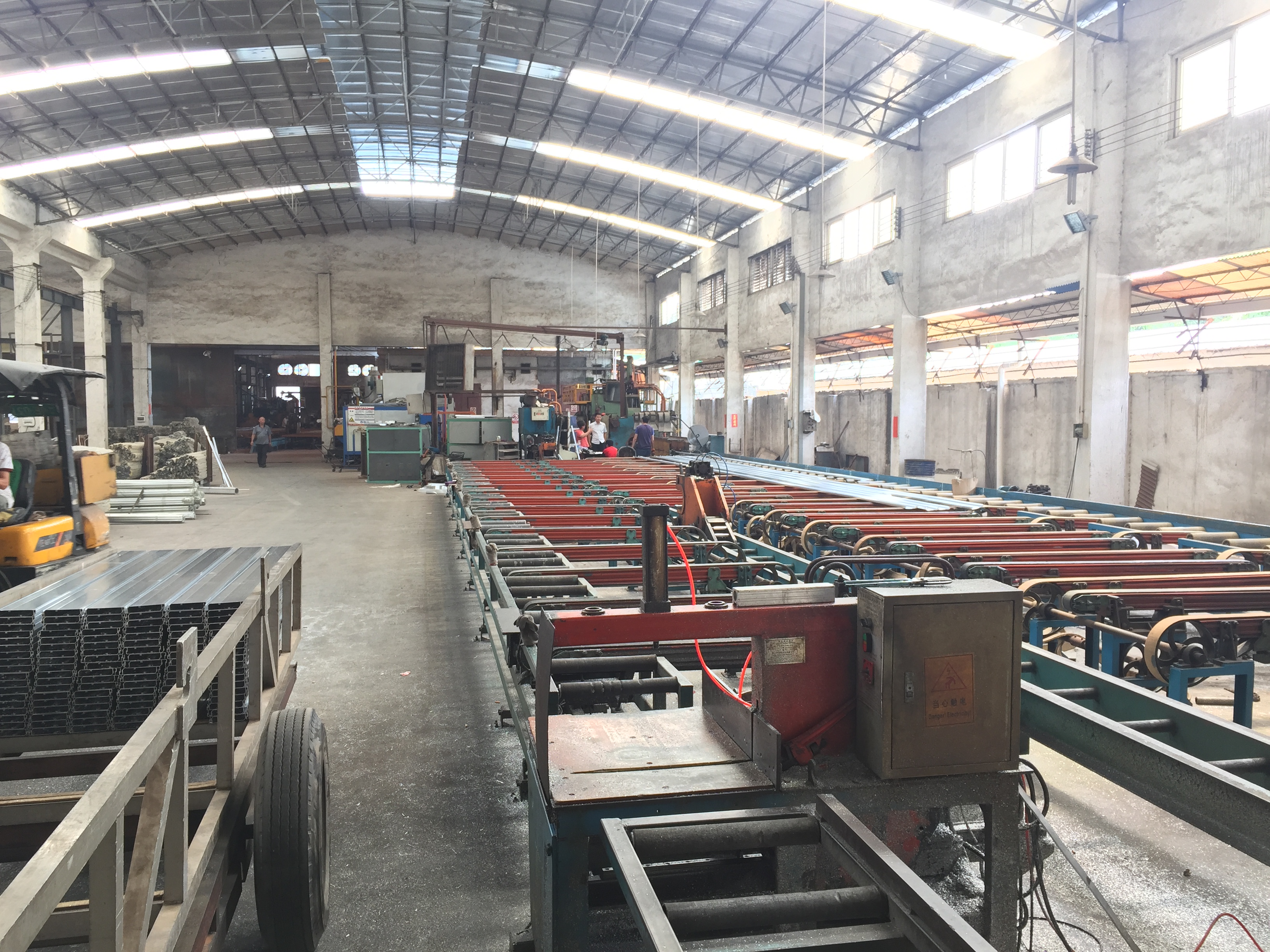 異型材開(kāi)模定制廠家