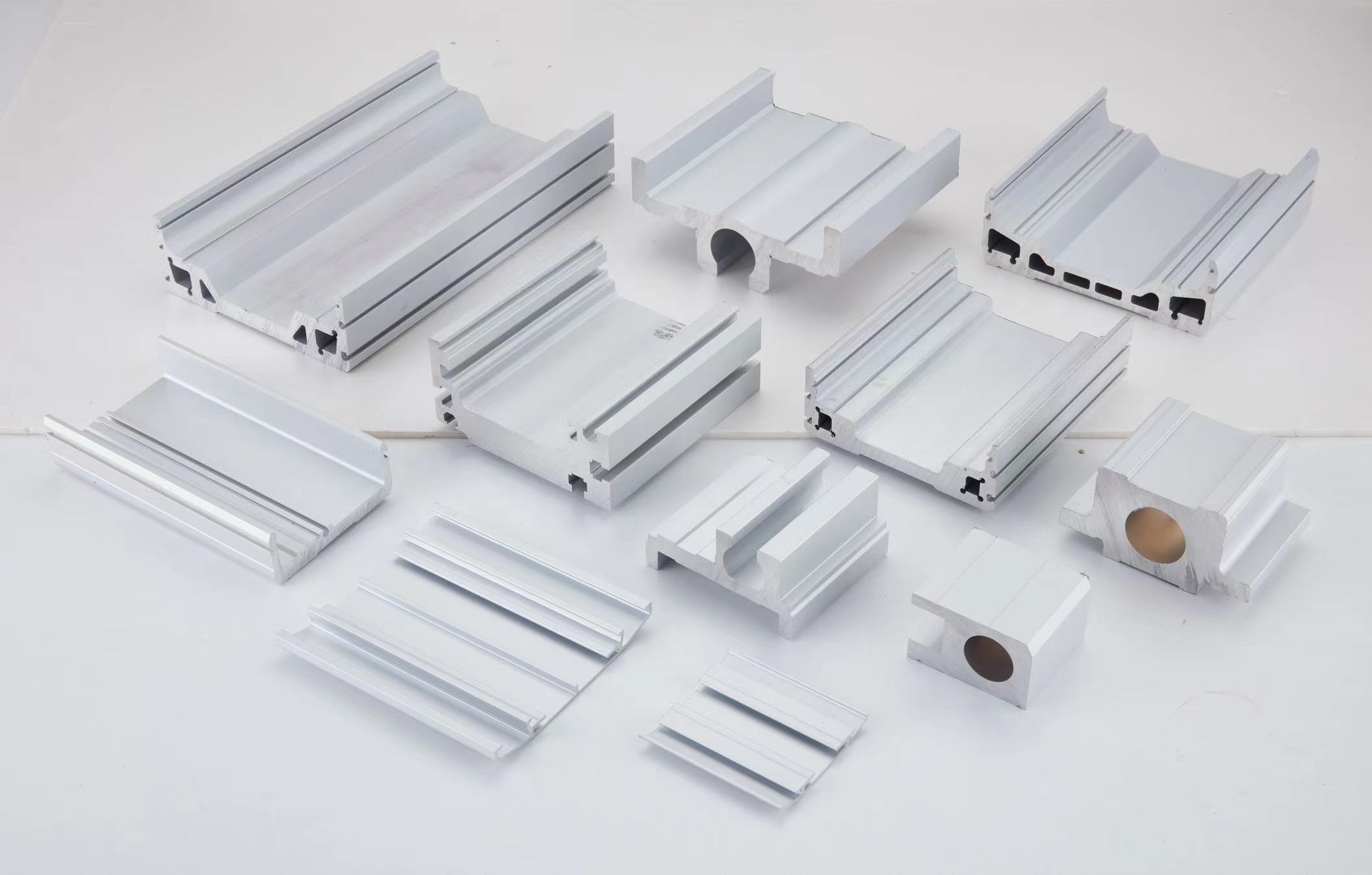 鋁型材散熱器的壽命